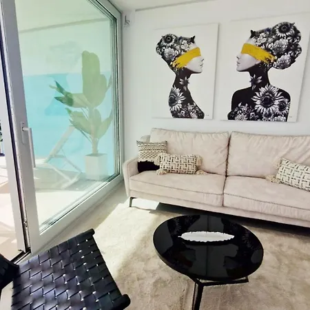 Amazing Sea Views, The Wave Апартаменты Фуэнхирола