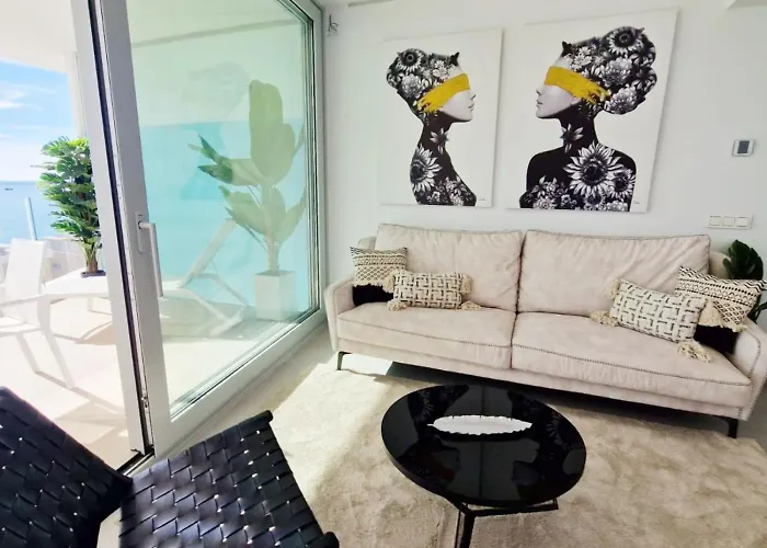 Amazing Sea Views, The Wave Апартаменты Фуэнхирола