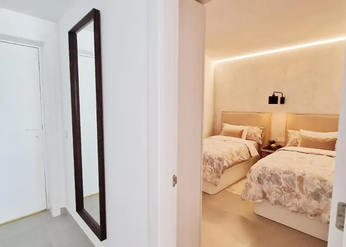 Апартаменты Amazing Sea Views, The Wave