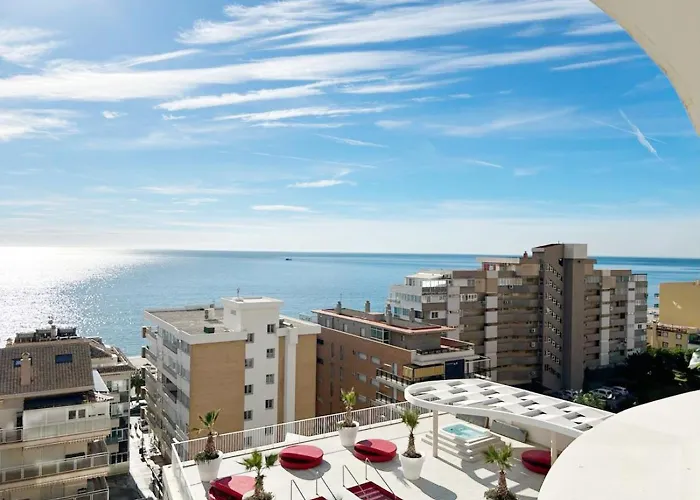 Amazing Sea Views, The Wave Апартаменты