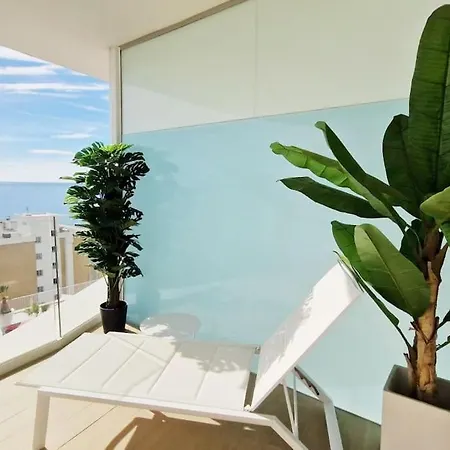 Amazing Sea Views, The Wave