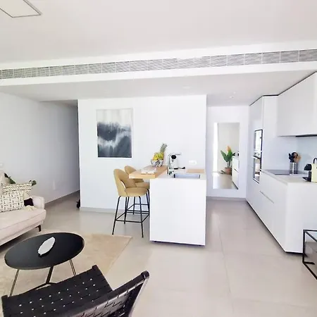 شقة Amazing Sea Views, The Wave فوينخيرولا