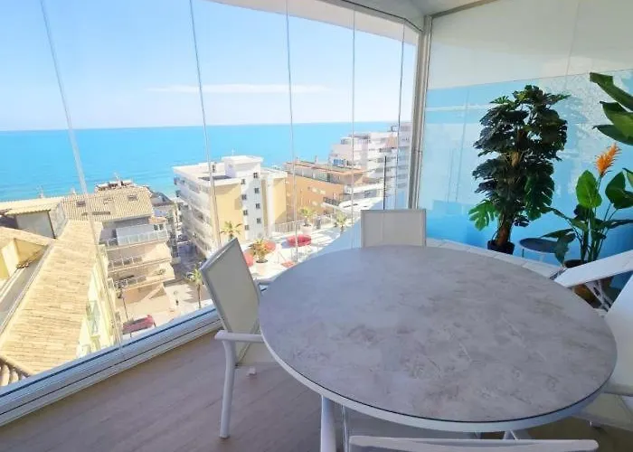 Amazing Sea Views, The Wave דירה