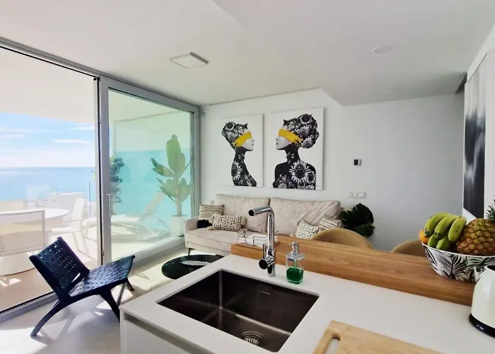 Amazing Sea Views, The Wave